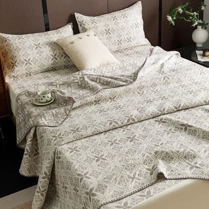 Geometric Floral 3-Layer Cotton Gauze Quilt - image 2