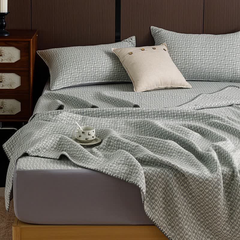 Neutral Geometric 3-Layer Cotton Gauze Quilt - image 3