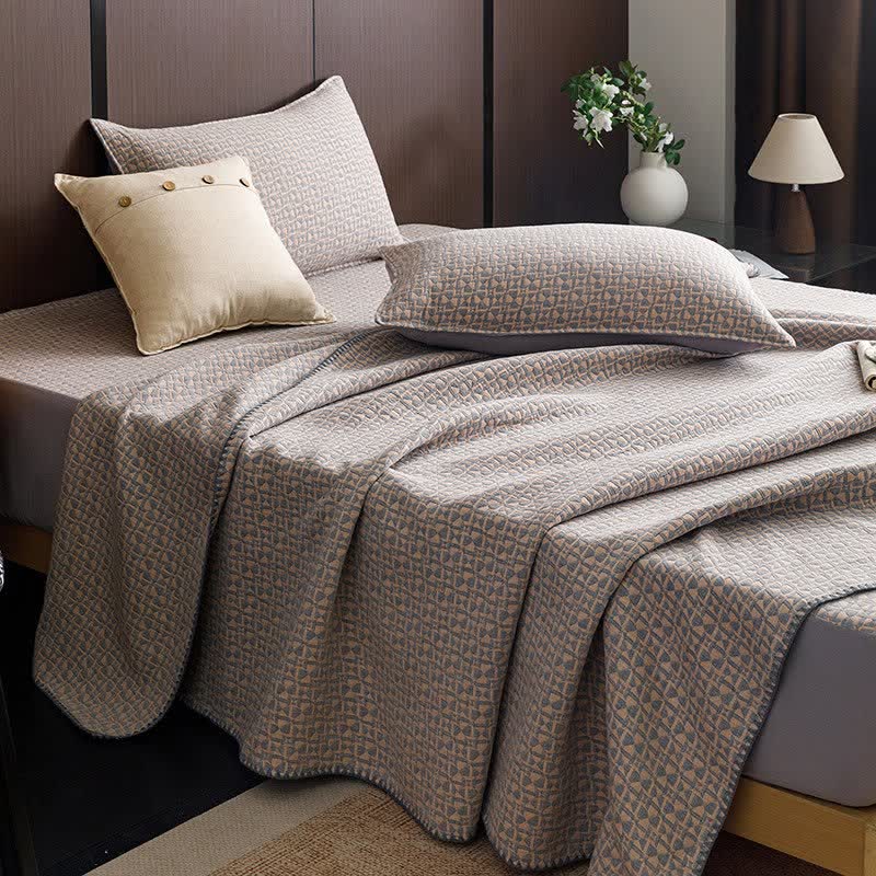 Neutral Geometric 3-Layer Cotton Gauze Quilt - image 4
