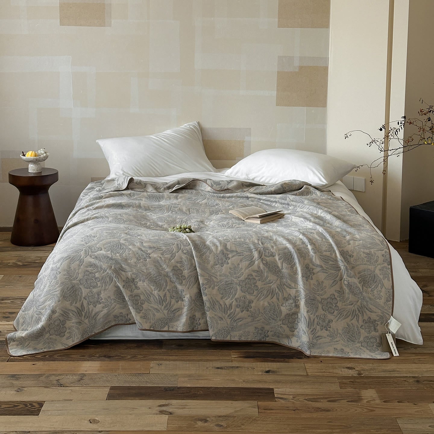 Elegant Rustic Grey Floral Muslin Quilt - Queen - image 0