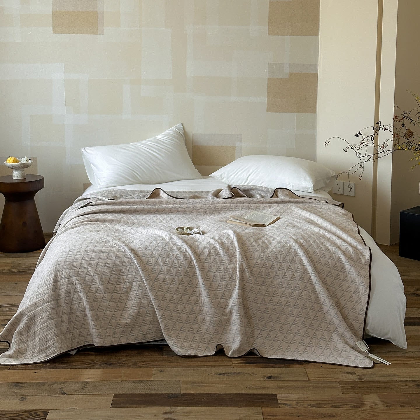 Neutral Minimalist Geometric Diamond Cotton Quilt - Pink - Queen - image 3
