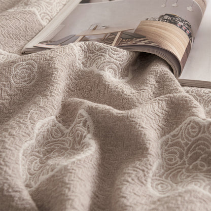 Oriental Ruyi Cloud Jacquard 3-Layer Gauze Quilt - image 3