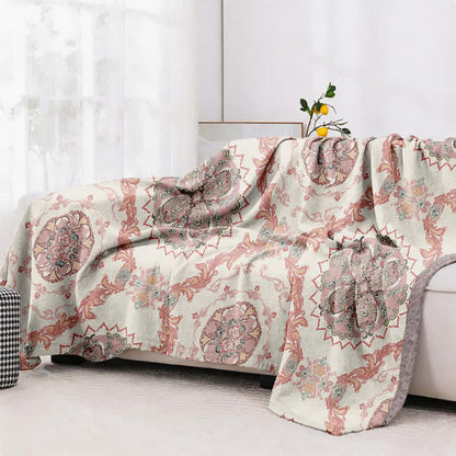 Vintage Ornate Floral Cotton Gauze Quilt - image 4