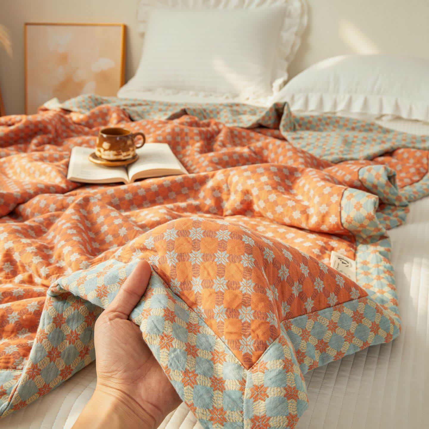 Yarn-Dyed Jacquard Muslin Reversible Quilt - image 3