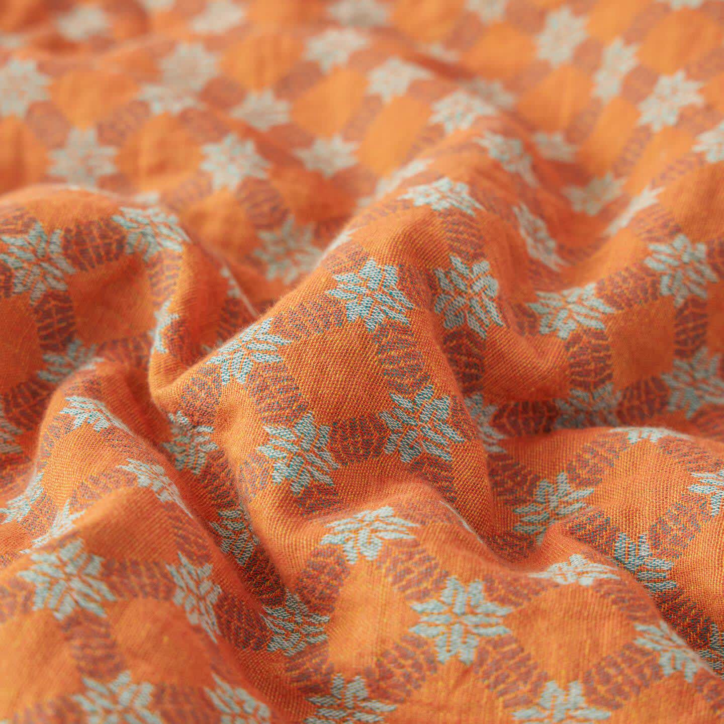 Yarn-Dyed Jacquard Muslin Reversible Quilt - image 5