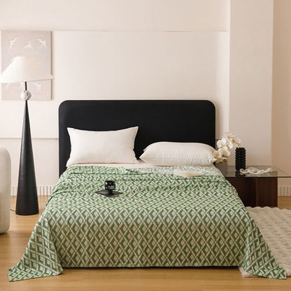 Multicolor Rhombus Pattern Bamboo Fiber Quilt - Green - Queen - image 7