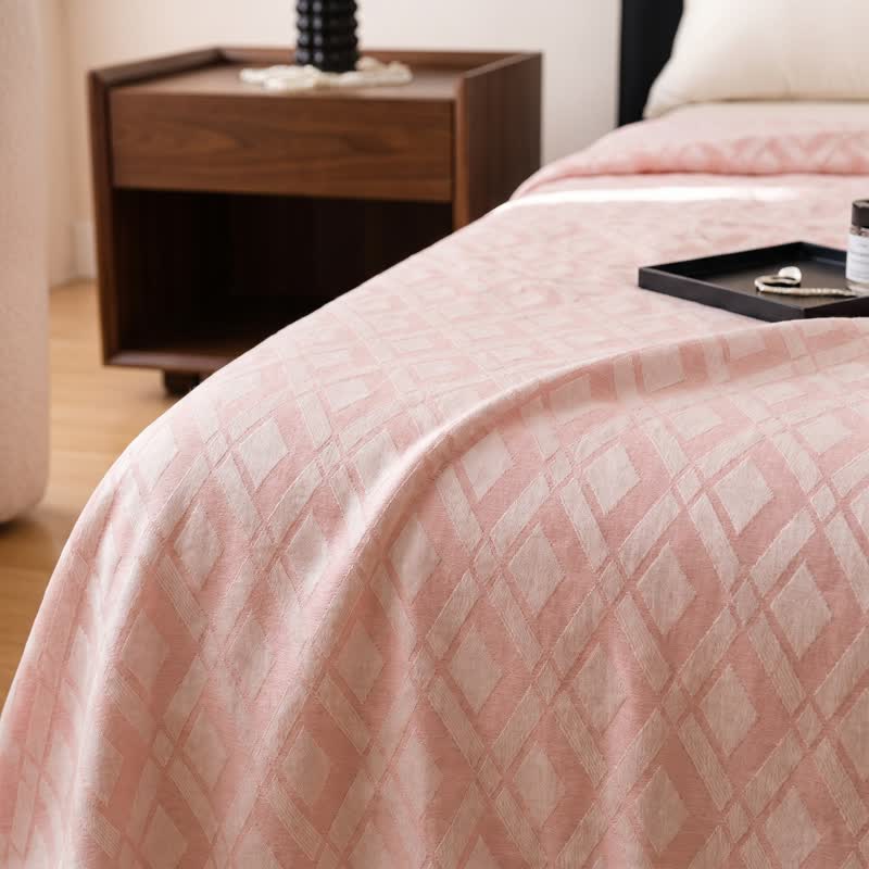 Multicolor Rhombus Pattern Bamboo Fiber Quilt - image 3