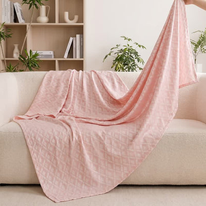 Multicolor Rhombus Pattern Bamboo Fiber Quilt - image 4