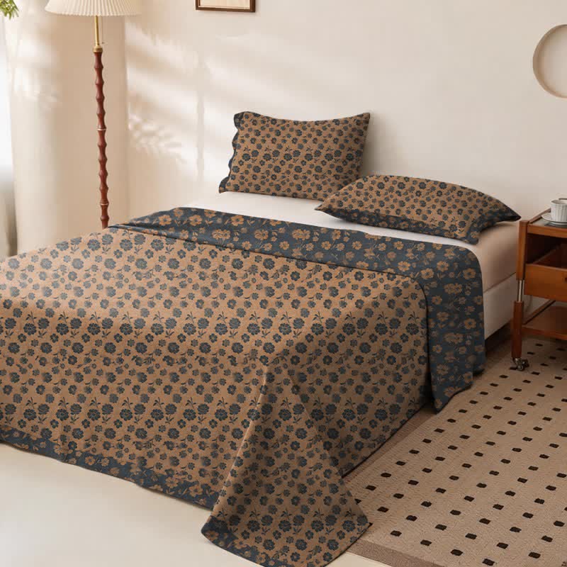 Dark Botanical Cotton Double Gauze Bedspread - image 1