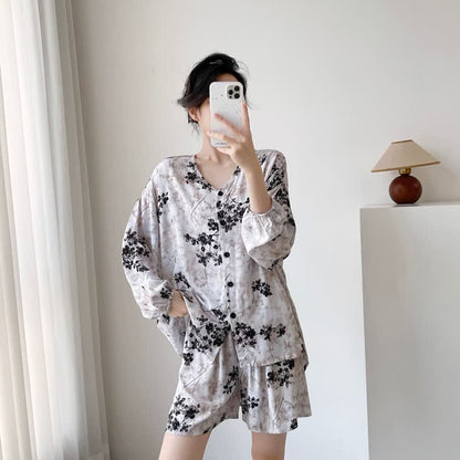 Retro Floral Button Front Women's Pajamas - image 2
