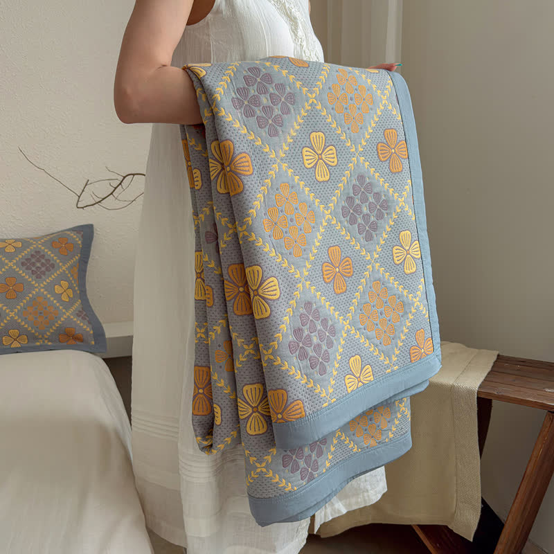 Geometric Clover 3-layer Cotton Gauze Blanket - image 9