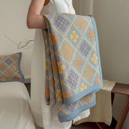 Geometric Clover 3-layer Cotton Gauze Blanket - image 9