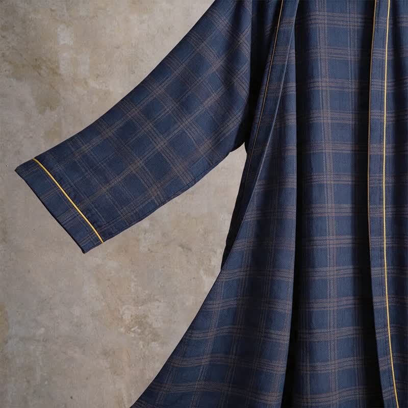 Unisex Style Plaid Cotton Bathrobe - image 5