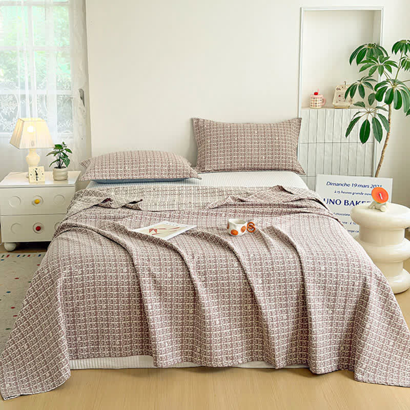 Modern Geometric Pattern Jacquard Cotton Quilt - image 1