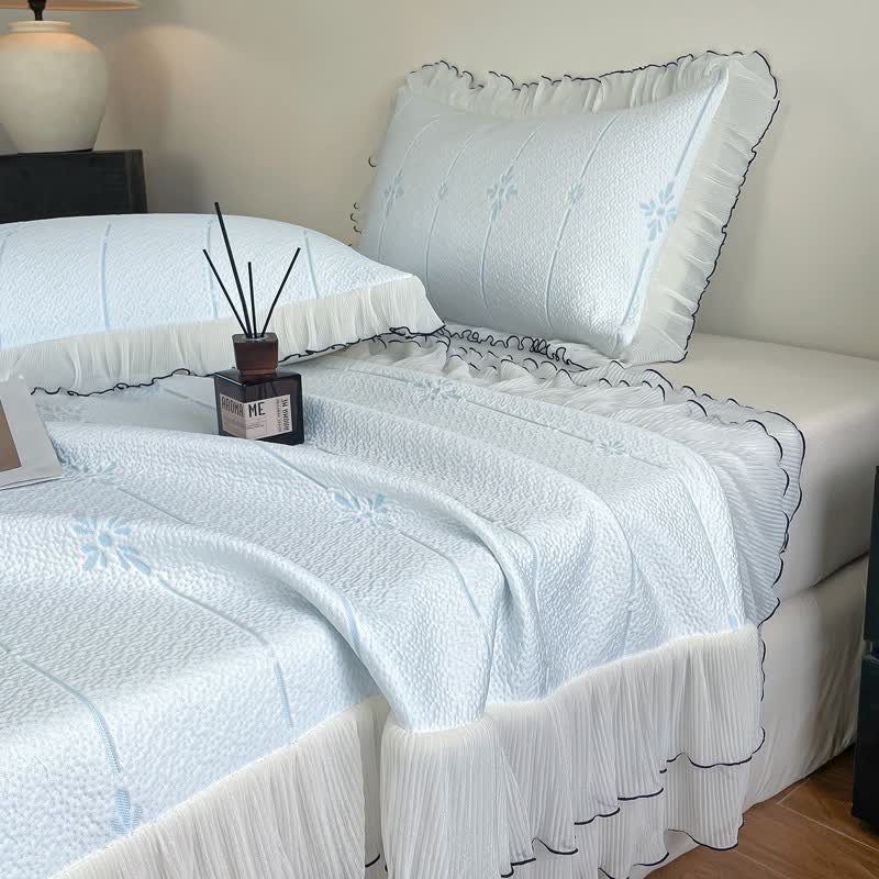 Ruffled Vertical Floral Bedspread Set - image 6