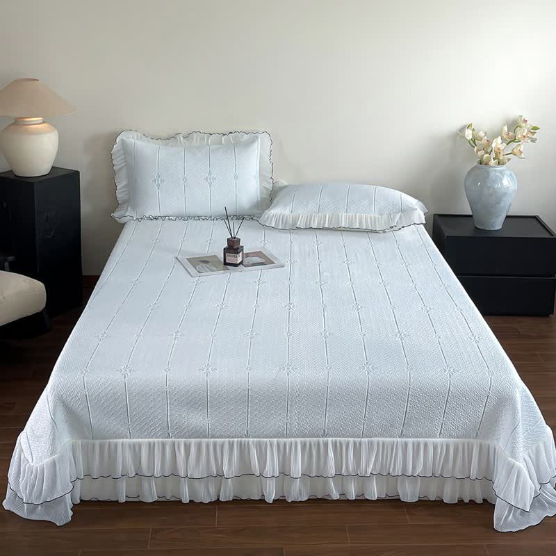Ruffled Vertical Floral Bedspread Set - image 2