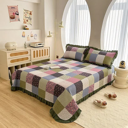 Ruffle Edge Patchwork Cotton Twill Coverlet - image 1