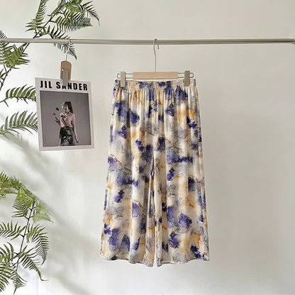 Artistic Print Cropped Lounge Pants - image 1