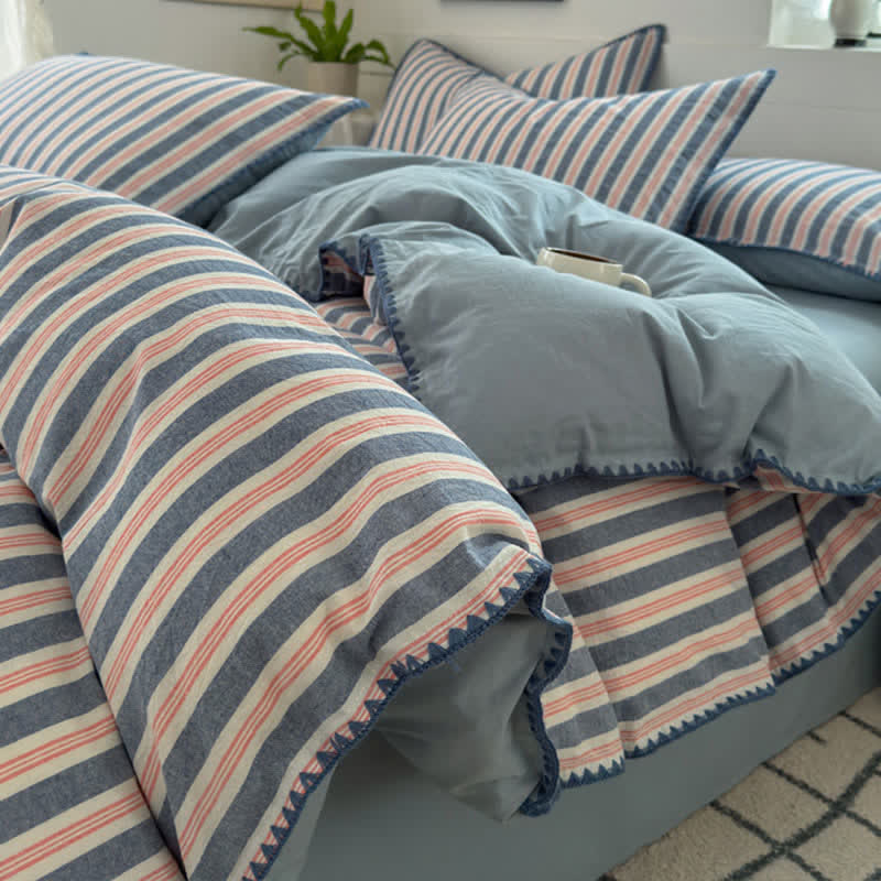 Vintage Striped Scalloped Trim Bedding Set - image 3