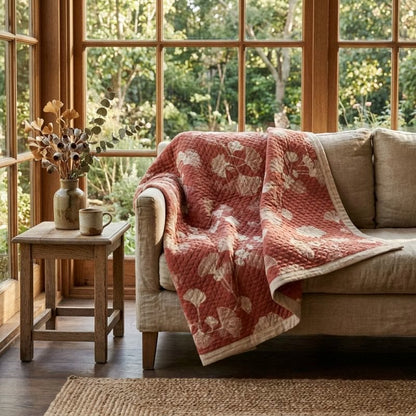 Red Ginkgo Leaf Pattern Cotton Blanket - image 4