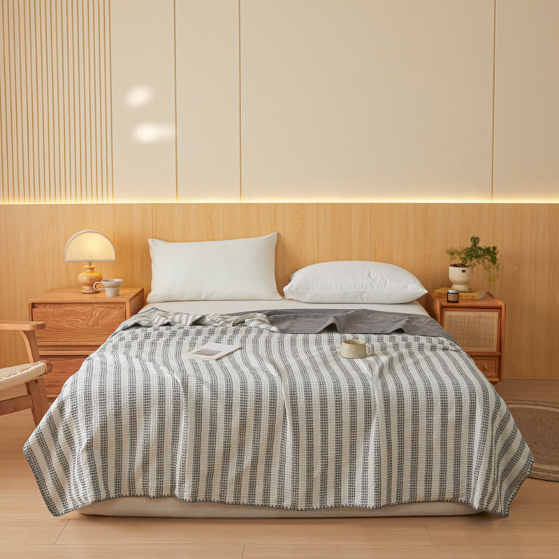 Textured Plaid Woven Bedspread with Scalloped Edge - image 8