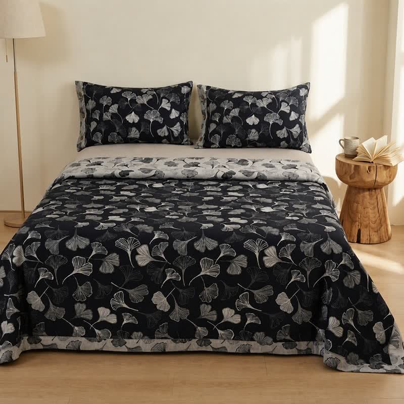 Vintage Black Ginkgo Leaf Reversible Cotton Bedding Set - image 1