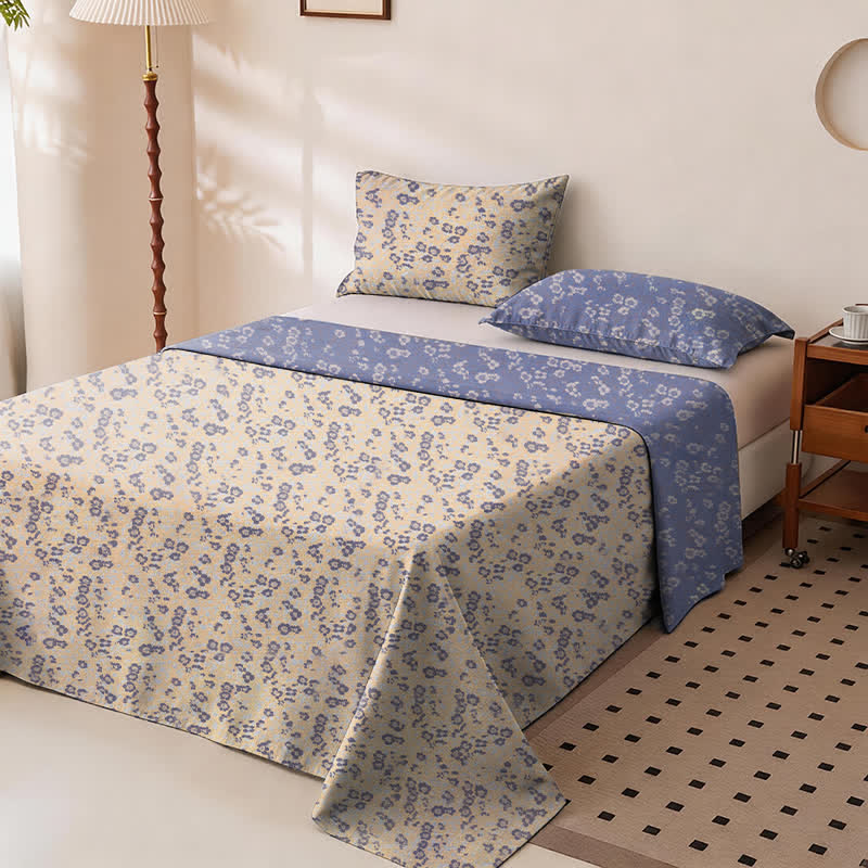Reversible Ditsy Floral Cotton Bedspread - Bedspread with 2pc pillowcases - King - image 0