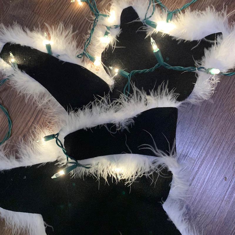 Aunt Bethany's Fried Cat Decorative Fur Trimmed Rug - image 2