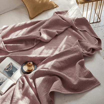 Solid Grid Print Cotton Reversible Quilt - image 7