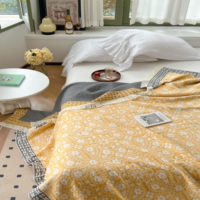 Retro Floral Cotton Gauze Tassel Quilt - image 2