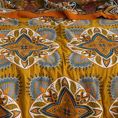 Multicolor Printed Cotton Lightweight Reversible Quilt - image 7