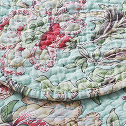 Vintage Flower Quilt with Pillow Shams - image 9