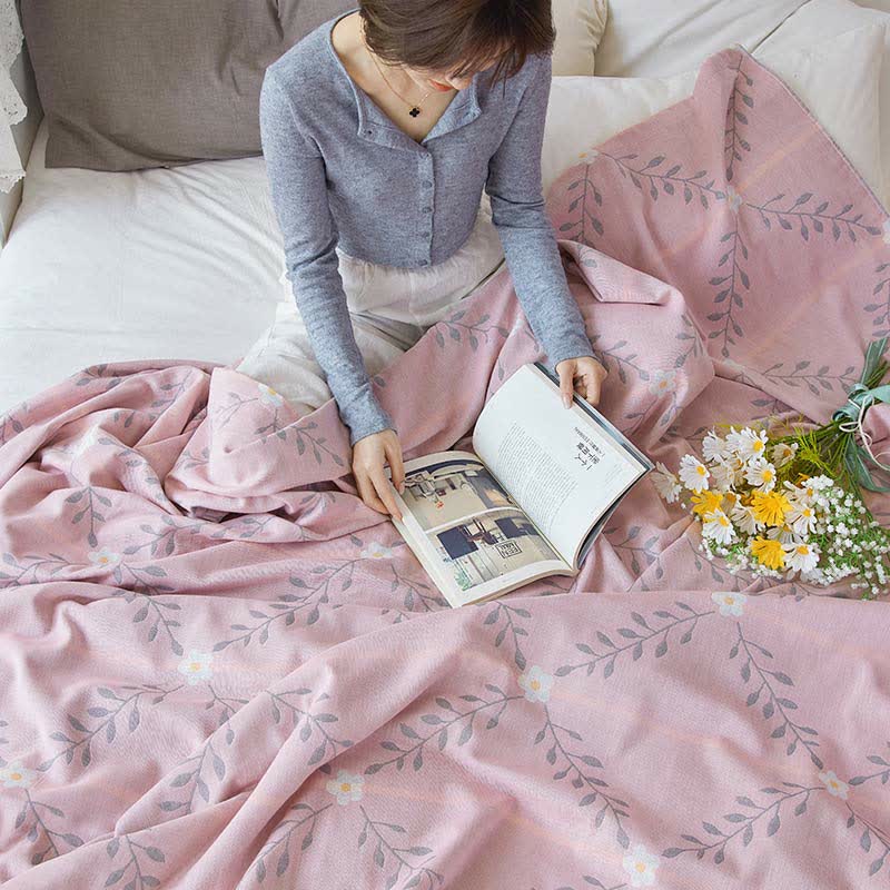 Thin Breathable Two Layers Reversible Quilt - image 7