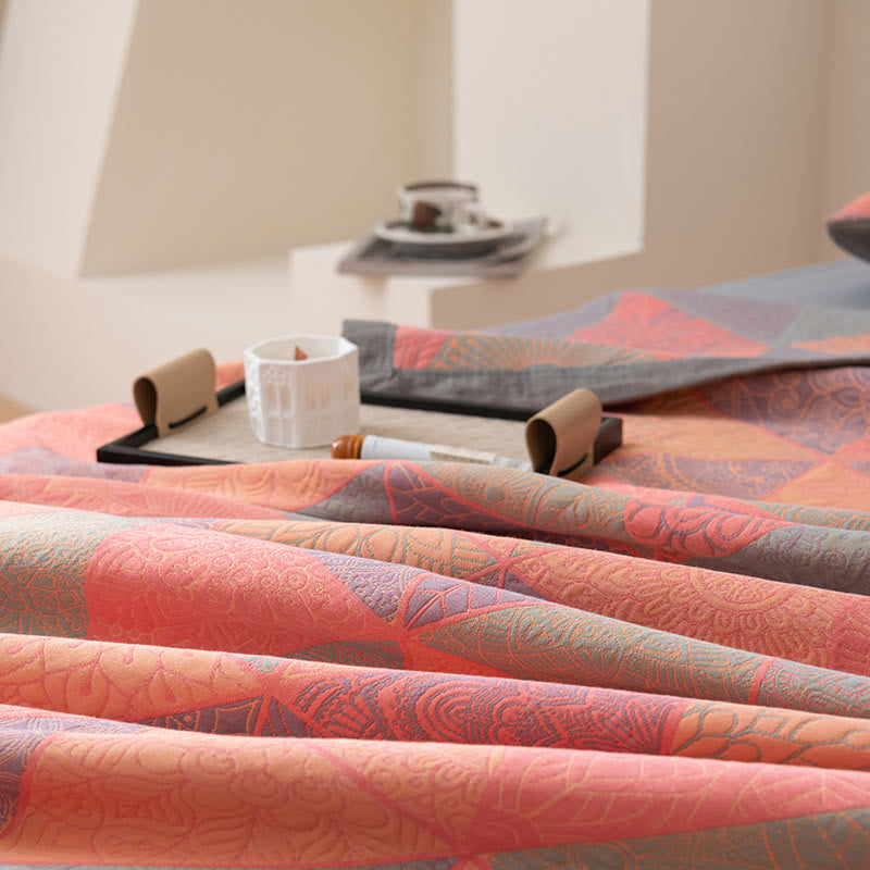 Triangle Pattern Print Cotton Reversible Quilt - image 15