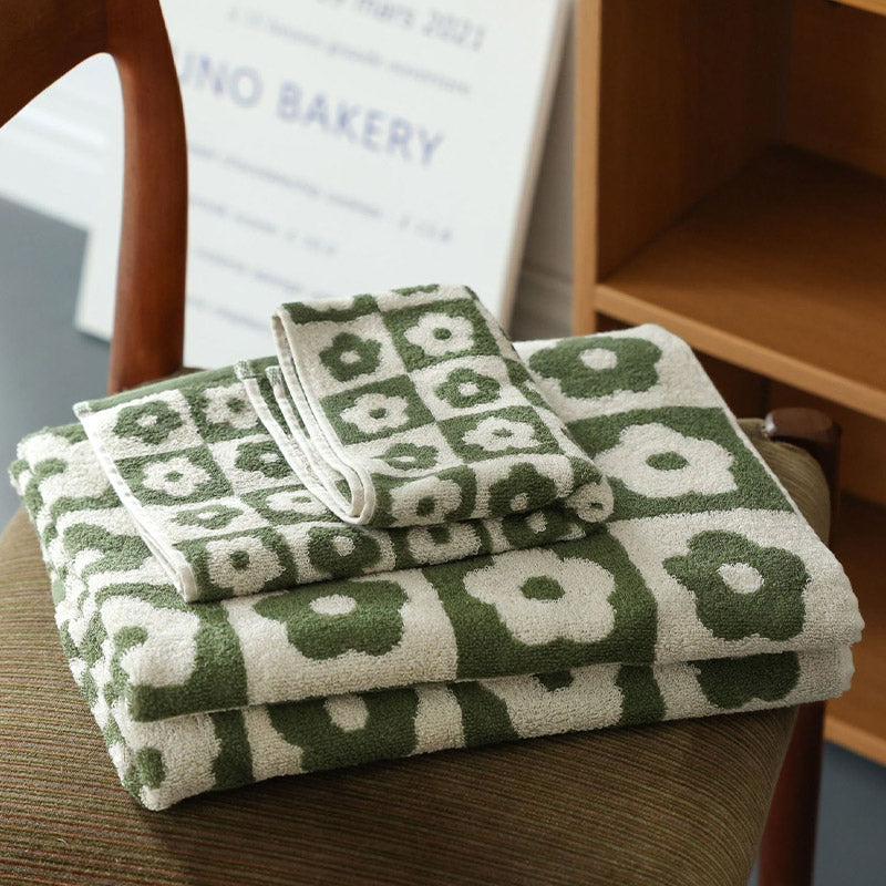 Plaid Flower Breathable Cotton Towel - image 3