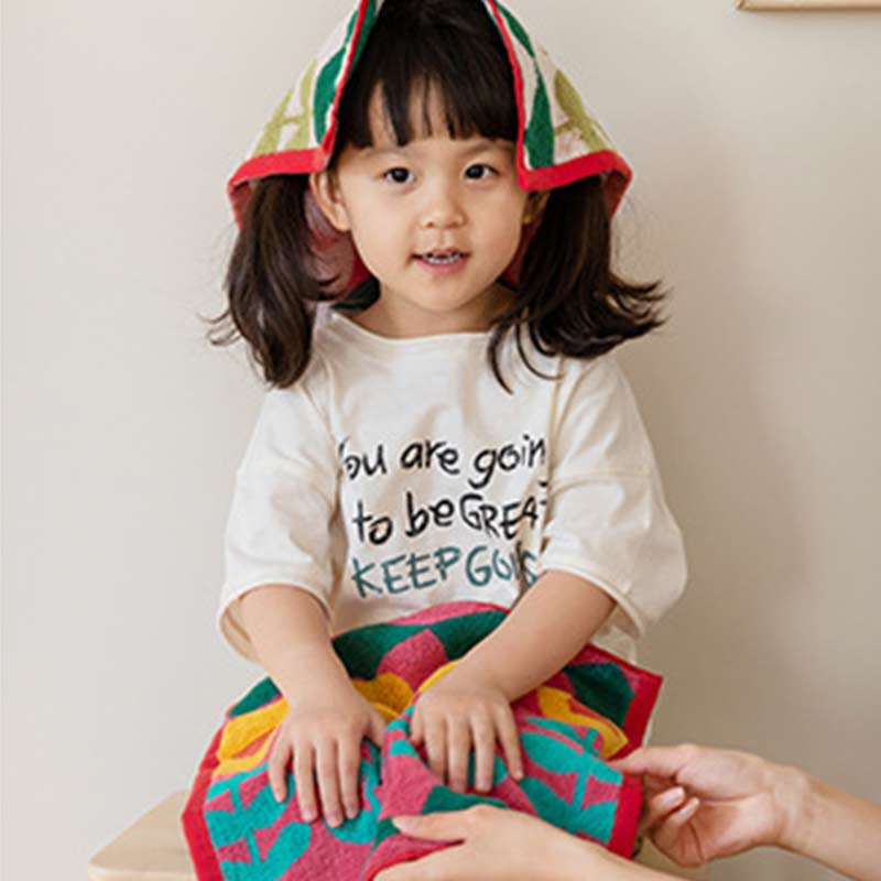 Stylish Flower Print Combed Cotton Towel - image 3