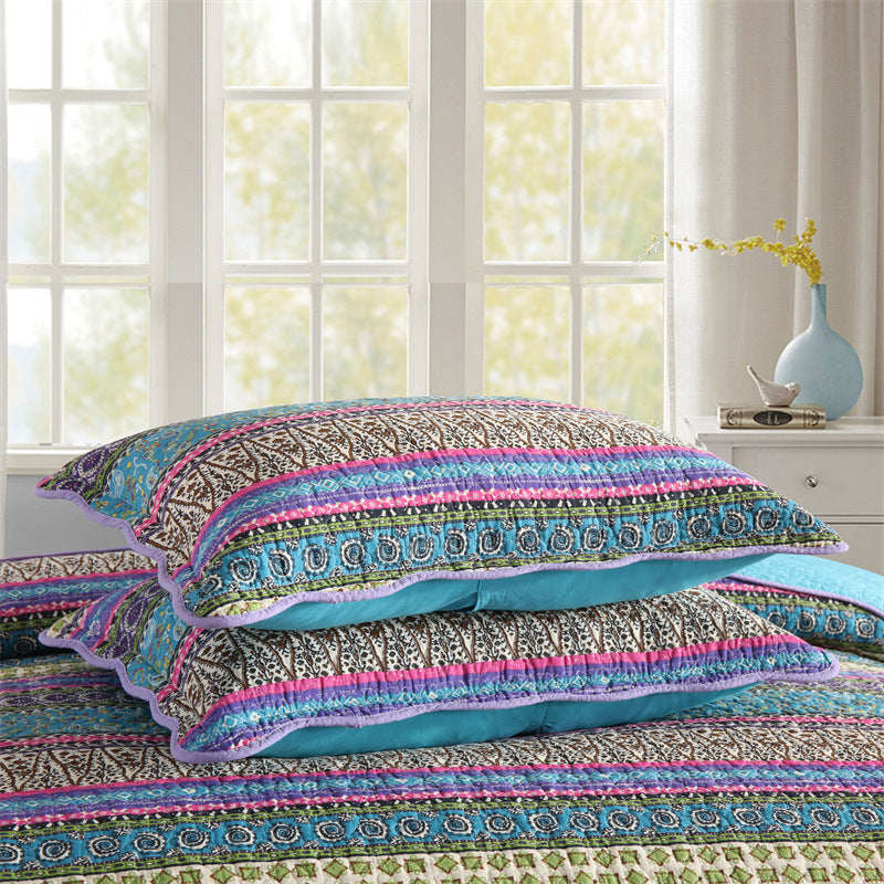 Striped Jacquard Style Quilt with Pillowcase - image 4