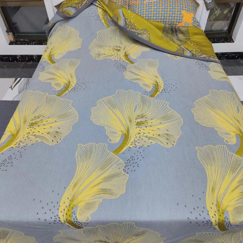 Zantedeschia Aethiopica Print Cotton Reversible Quilt - image 3