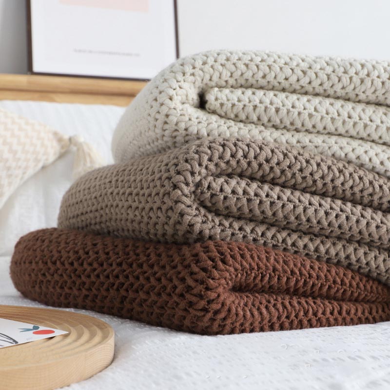 Ownkoti Simple Solid Color Knit Tassel Blanket - image 0