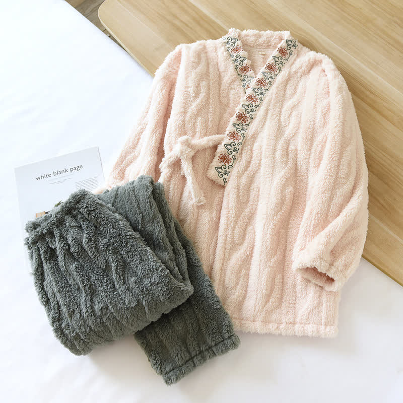 Retro Embroidery Soft Fleece Pajama Set - XL - image 0