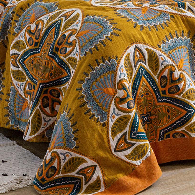 Multicolor Printed Cotton Lightweight Reversible Quilt - image 6