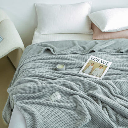 Modern Lightweight Soft Throw Blanket - image 19