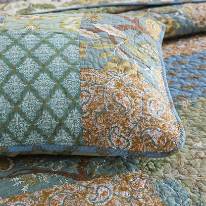 Bohemian Floral Stitching Quilt with Pillowcases - image 7