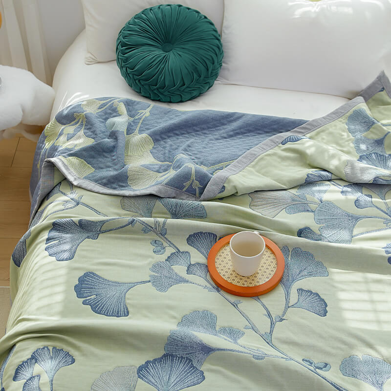 Ginkgo Leaf Cotton Gauze Reversible Quilt - image 4