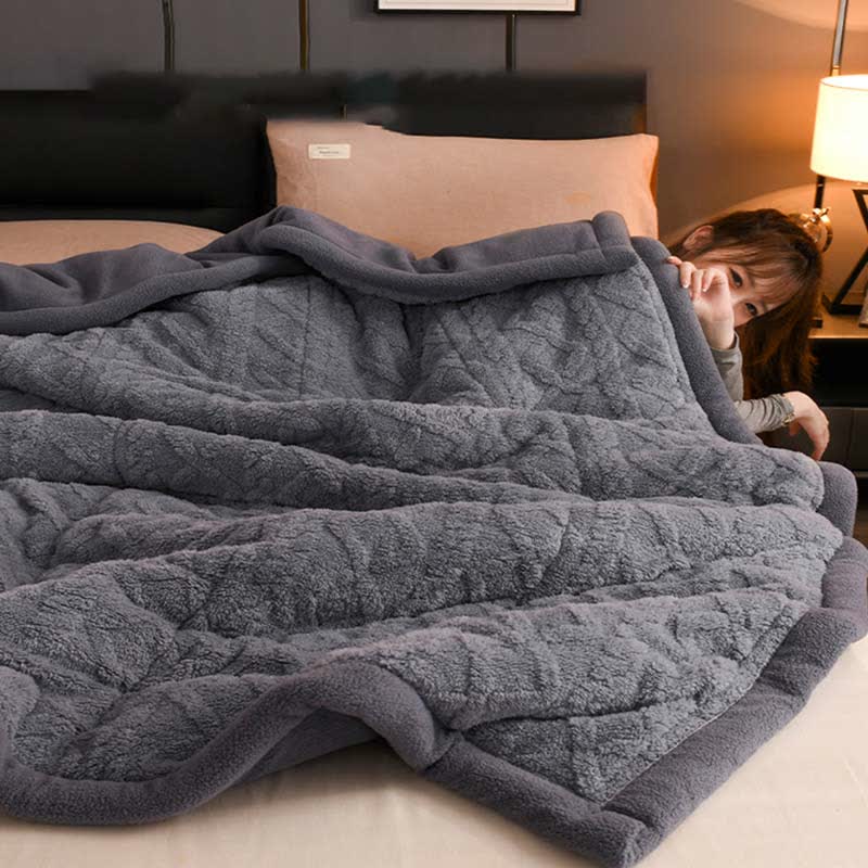 Luxurious Thick Warm Fleece Throw Blanket - image 6