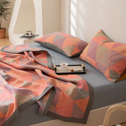 Triangle Pattern Print Cotton Reversible Quilt - image 18