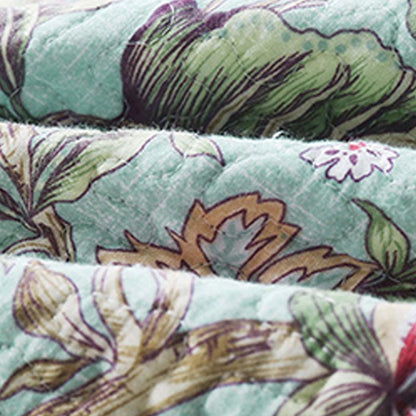 Vintage Flower Quilt with Pillow Shams - image 10